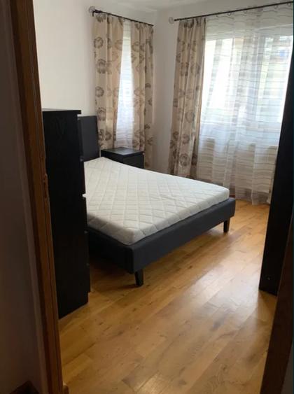 Apartament cu 2 camere semidecomandat în Aeroport
