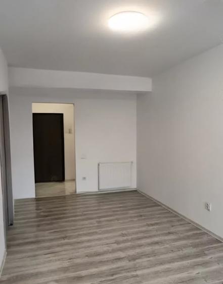 Garsonieră decomandată în Florești