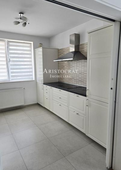 Casă cu 4 camere cu Teren 250 Mp în Corbeanca