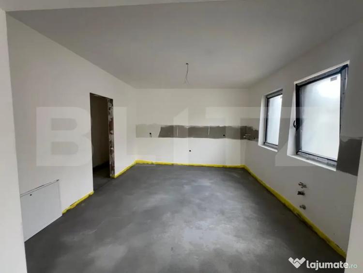 Casă cu 4 camere cu Teren 460 Mp în Central
