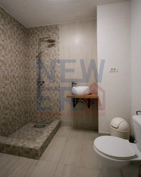 Apartament cu 5 camere decomandat în Parcul Carol