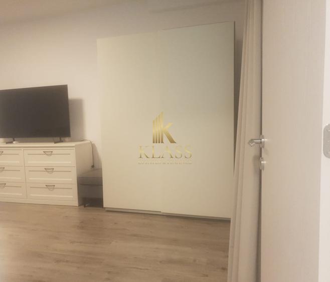 Apartament cu 3 camere semidecomandat, mobilat în Primăverii