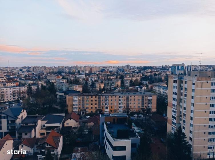 Apartament cu 2 camere decomandat în Calea București