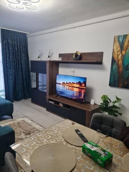 Apartament cu 2 camere decomandat în Hipodrom