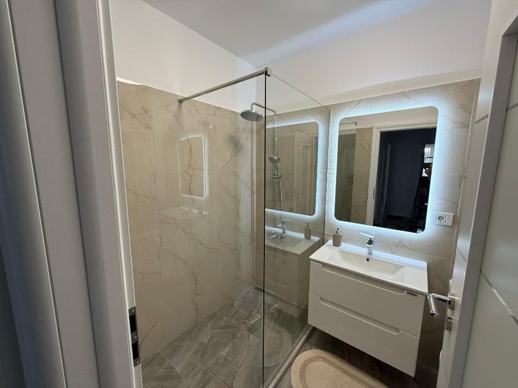 Apartament cu 2 camere decomandat, mobilat în Prelungirea Ghencea