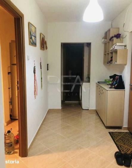 Apartament cu 2 camere decomandat, mobilat în Rahova