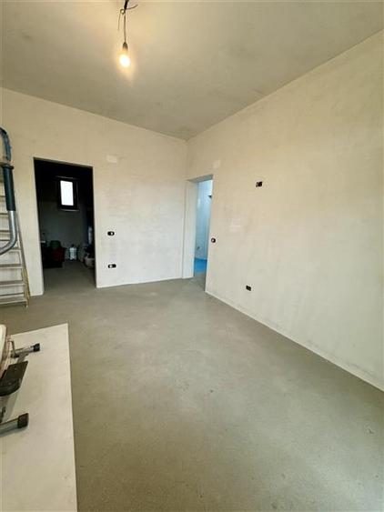 Apartament cu 3 camere decomandat în Dacia