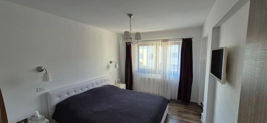 Apartament cu 2 camere semidecomandat, mobilat în Berceni