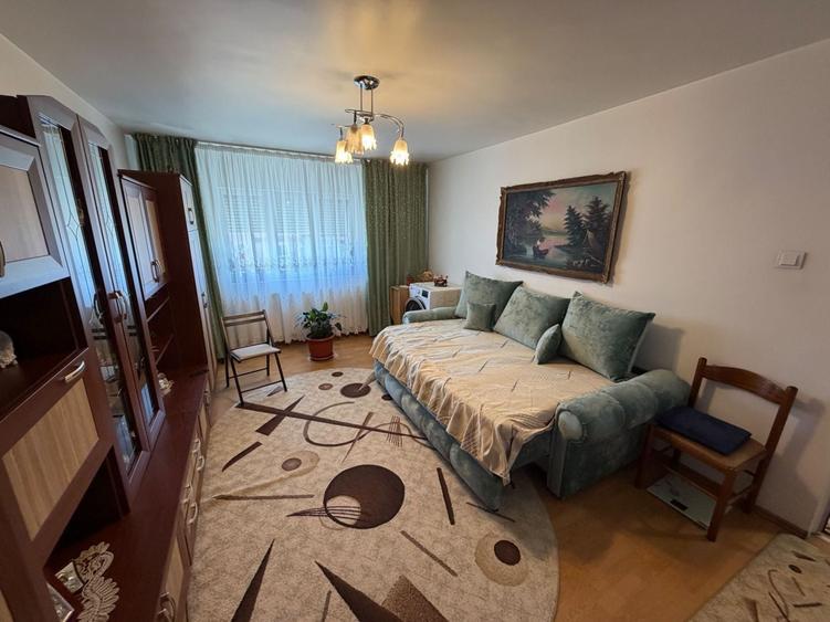 Apartament cu 2 camere în Cetate