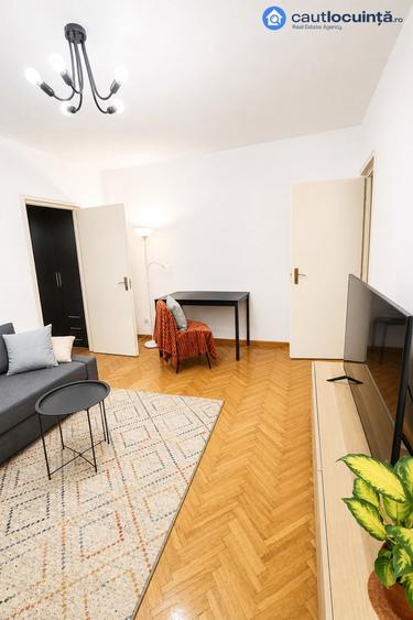 Apartament cu 2 camere în P-ța Romană