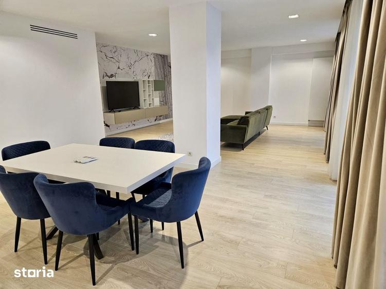 Apartament cu 4 camere în Central