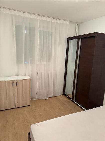 Apartament cu 2 camere nedecomandat, mobilat în Podu Roș