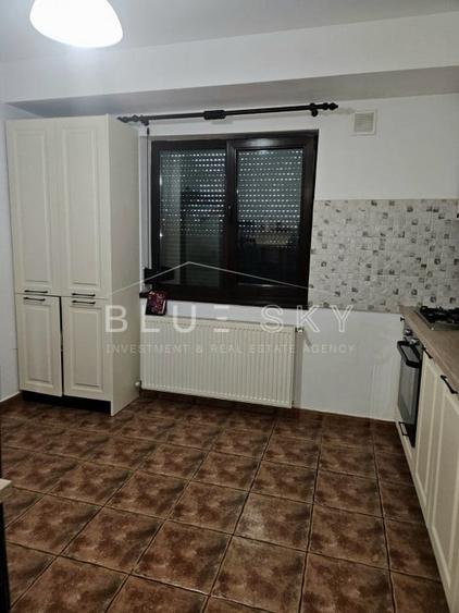 Duplex cu 7 camere cu Canalizare în Cumpăna