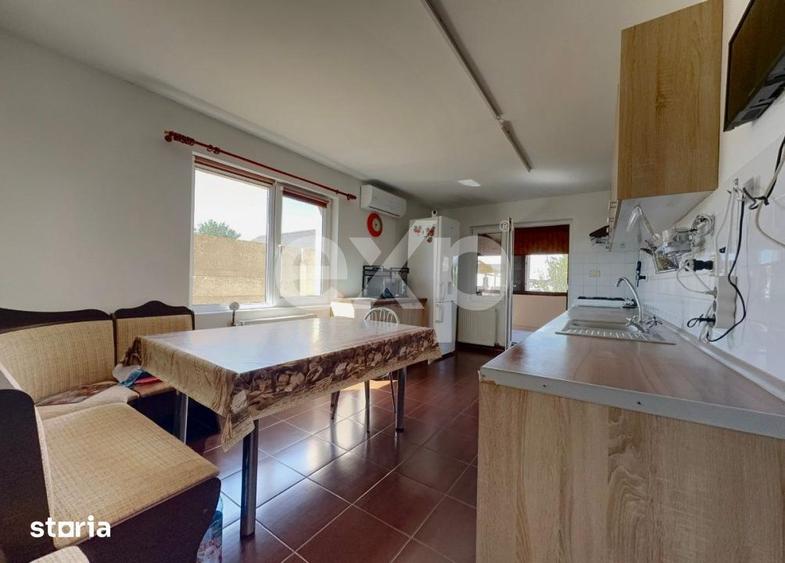 Casă cu 6 camere cu Teren 638 Mp în Pădureni