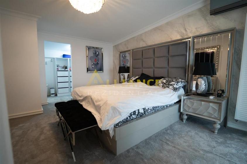 Casă cu 7 camere cu Teren 330 Mp în Metalurgiei