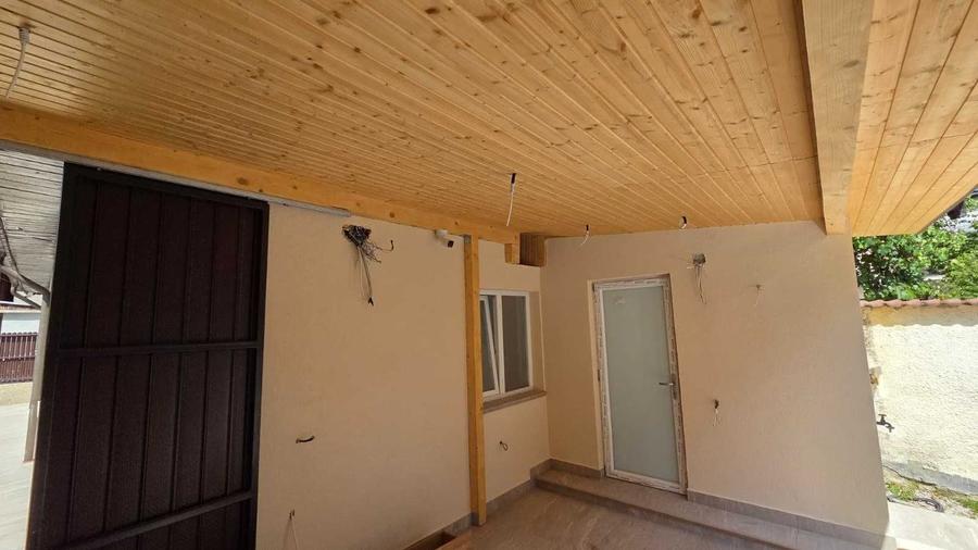 Spațiu comercial, de 400 mp, în Central