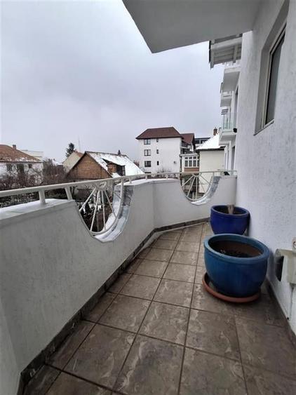 Birou, de 168 mp, în Calea Dumbrăvii