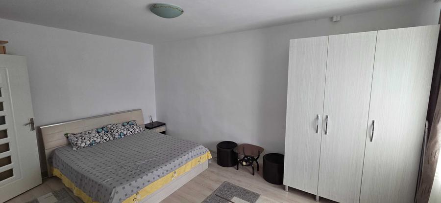 Garsonieră decomandată în Ostroveni
