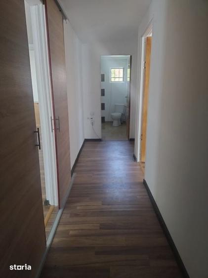 Casă cu 3 camere decomandat cu Teren 500 Mp în Central