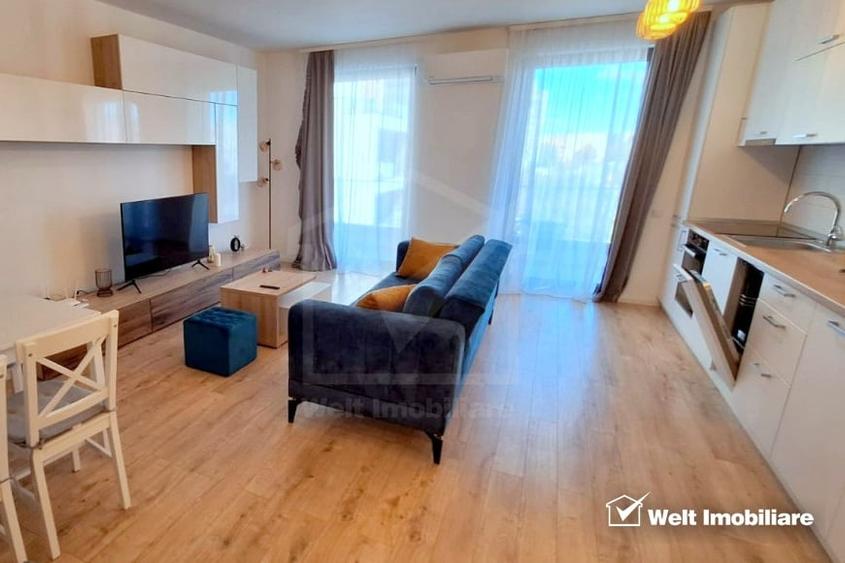 Apartament cu 3 camere semidecomandat, mobilat în Zorilor