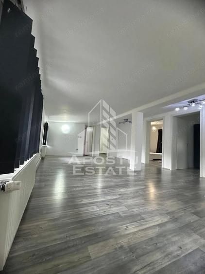 Casă cu 4 camere cu Teren 240 Mp în Lipovei