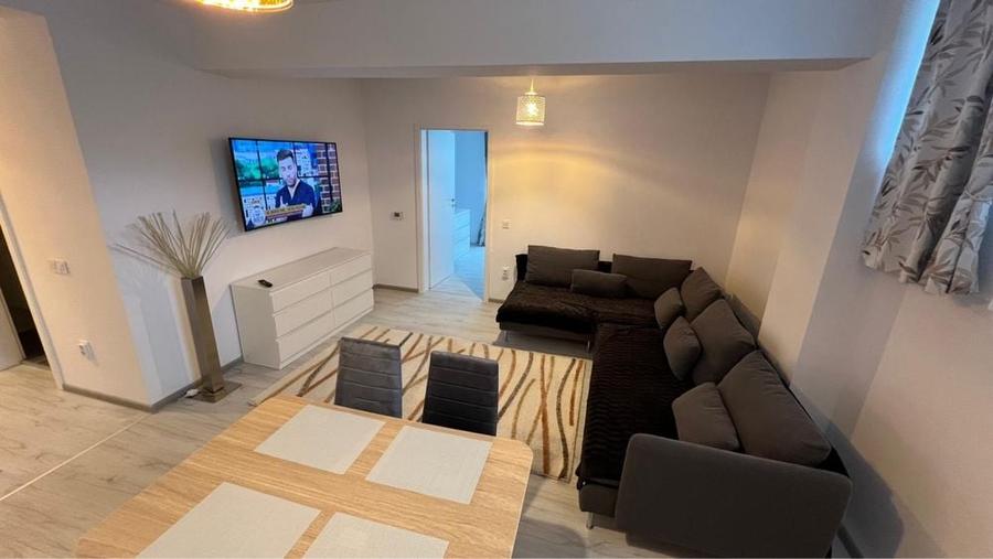 Apartament cu 2 camere semidecomandat în Central