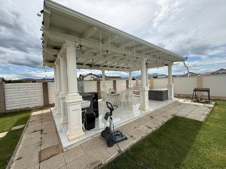 Casă cu 6 camere cu Teren 1091 Mp în Tărlungeni