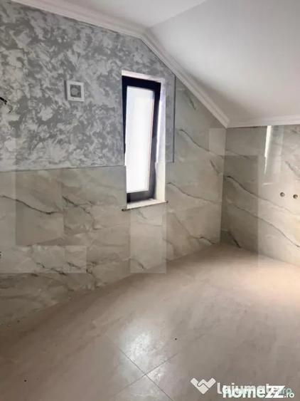 Casă cu 4 camere cu Teren 373 Mp în Central