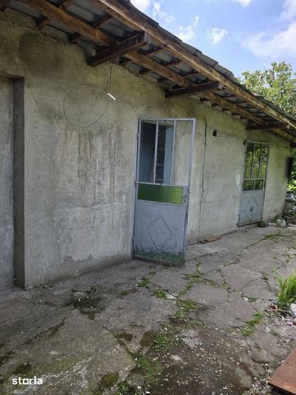 Casă cu 5 camere cu Teren 443 Mp în Ștefăneștii de Jos