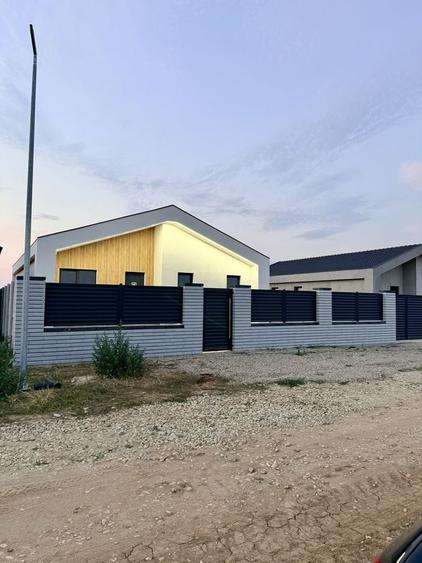 Casă cu 3 camere cu Teren 500 Mp în Sântandrei