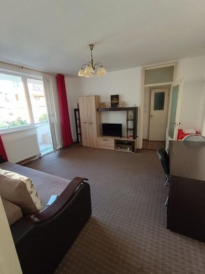 Inchiriez Ap 2 camere semidecomandat in Sibiu str luptei - 1