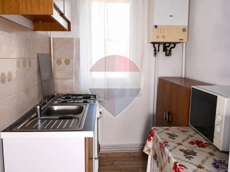 Apartament cu 2 camere decomandat, mobilat în Kogălniceanu