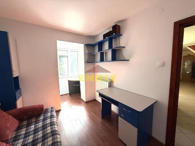 Apartament de vânzare , 75 mp– Zona Școlii 7 - 4