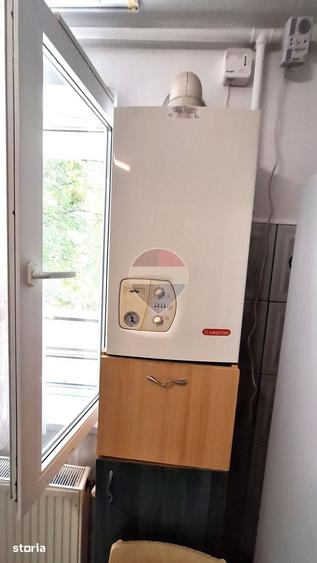 Apartament cu 2 camere decomandat în Titan