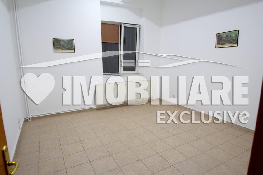 Birou, de 20 mp, în Complex Studențesc