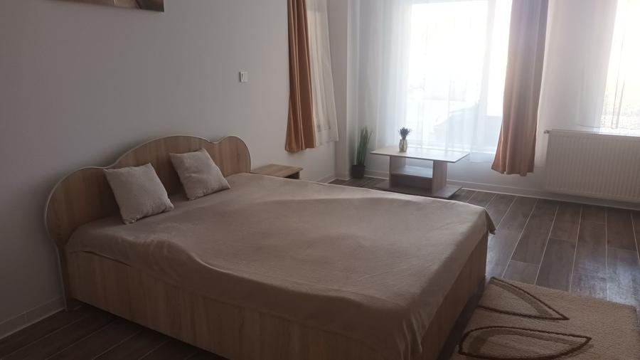 Apartament cu 2 camere decomandat în Semicentral
