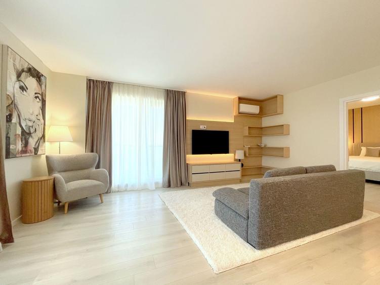 Apartament cu 3 camere decomandat, mobilat în Lipovei