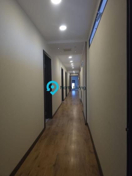 Casă individuală cu 10 camere cu Canalizare în Baicului