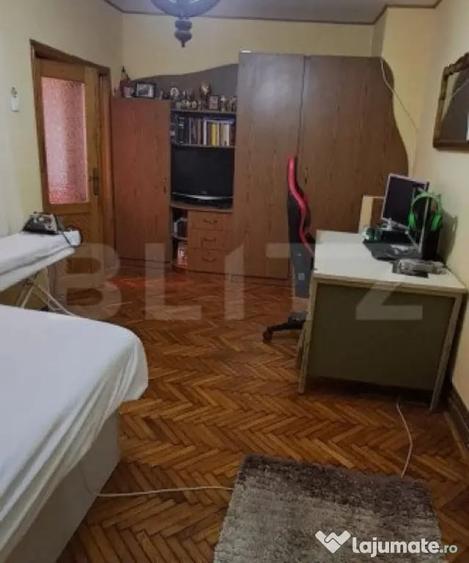 Casă cu 7 camere cu Teren 670 Mp în Dej