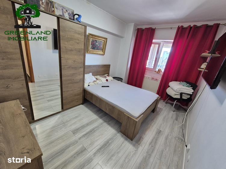 Apartament cu 3 camere decomandat în Ultracentral