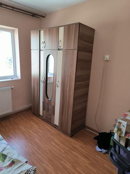 Apartament cu 2 camere decomandat în Tisău