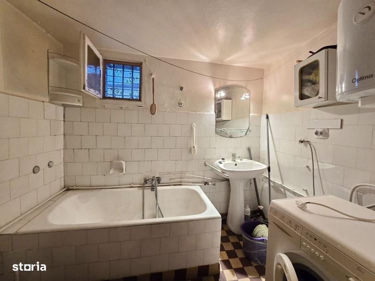 Casă cu 3 camere în Central