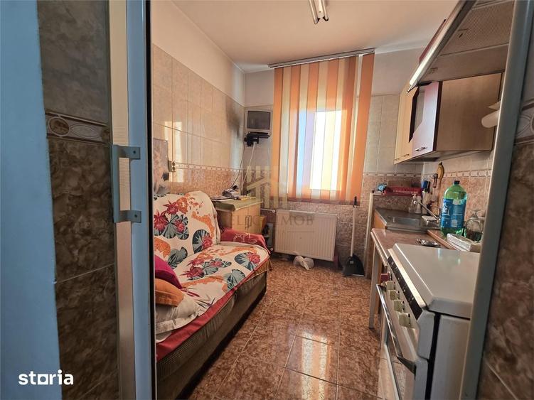 Apartament cu 2 camere semidecomandat în Sud