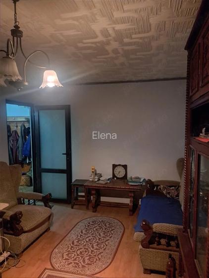 Apartament Pia?a Titan 3 camere