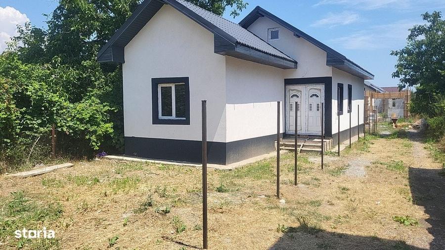 Casă cu 3 camere cu Teren 90 Mp în Lumina