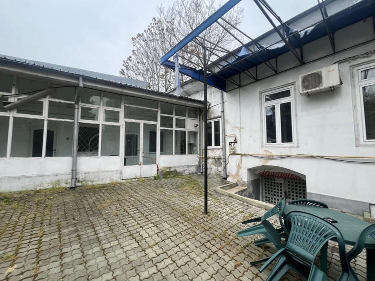 Spațiu comercial, de 721 mp, în Ultracentral