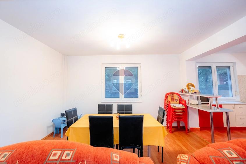 Casă cu Teren 1292 Mp în Drăganu