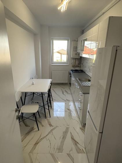 Apartament cu 2 camere decomandat în Berceni