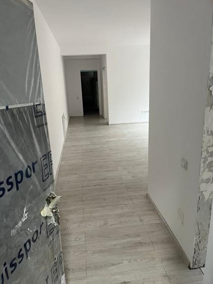 Apartament cu 2 camere semidecomandat în Florești — fotografia 2