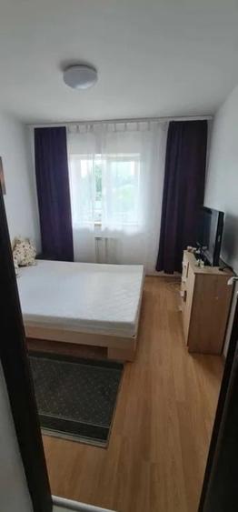Apartament cu 2 camere semidecomandat în Tătărași